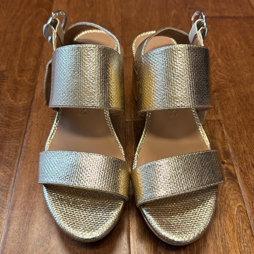Gold heels